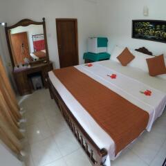 Royal Beach Hotel Хиккадува сейф в номере