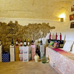 Отель Arianella B&B Penedes гостиничный бар