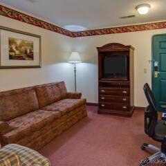 Отель Country Inn & Suites Effingham комната для гостей