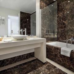 Отель Theoxenia Residence Греция, Кифисия - отзывы, цены и фото номеров - забронировать отель Theoxenia Residence онлайн ванная фото 2