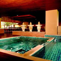 The Narathiwas Hotel & Residence Sathorn Bangkok бассейн фото 2