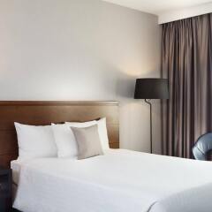 Отель Courtyard by Marriott Amsterdam Airport Нидерланды, Хофддорп - отзывы, цены и фото номеров - забронировать отель Courtyard by Marriott Amsterdam Airport онлайн комната для гостей фото 4