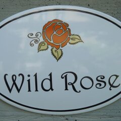 Отель Bed and Breakfast Wildrose с домашними животными