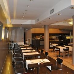 Отель First Hotel Malpensa Италия, Сомма-Ломбардо - 2 отзыва об отеле, цены и фото номеров - забронировать отель First Hotel Malpensa онлайн питание