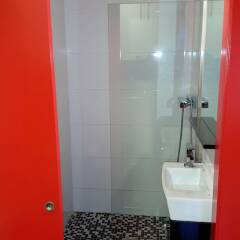 Отель Estudio 1035 - Sol Levante 1-6 Испания, Курорт Росес - отзывы, цены и фото номеров - забронировать отель Estudio 1035 - Sol Levante 1-6 онлайн ванная
