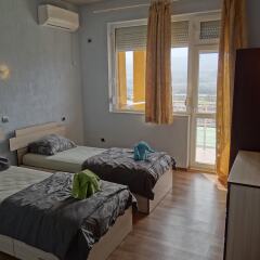 Отель Guestrooms Struma Dolinata Болгария, Симитли - отзывы, цены и фото номеров - забронировать отель Guestrooms Struma Dolinata онлайн сейф в номере
