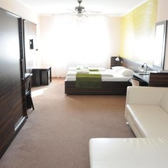 Green Hotel Budapest in Budapest, Hungary from 78$, photos, reviews - zenhotels.com guestroom photo 4