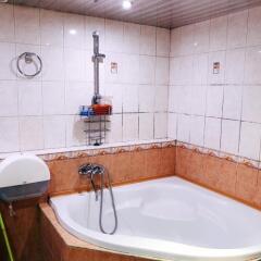 Art Hostel Galereya Санкт-Петербург ванная