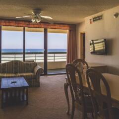 Отель Alupang Beach Tower комната для гостей фото 5