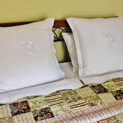 Отель Red Fox Guesthouse комната для гостей фото 4