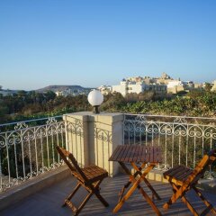 Отель Country Views Bed & Breakfast балкон