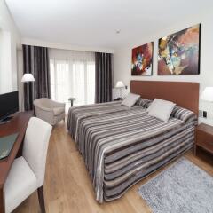 Aparto-Hotel Rosales комната для гостей