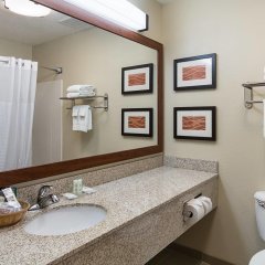 Comfort Inn Barboursville near Huntington Mall area in Barboursville, United States of America from 124$, photos, reviews - zenhotels.com bathroom