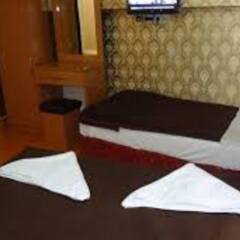 Altun Hotel сейф в номере