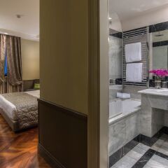 Hotel Lunetta сейф в номере