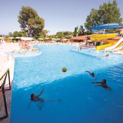Отель Carelta Beach Resort & Spa бассейн