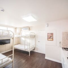 Отель Хостел Itaewon Inn Южная Корея, Сеул - отзывы, цены и фото номеров - забронировать отель Хостел Itaewon Inn онлайн комната для гостей фото 2