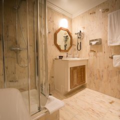 Отель Manos Stephanie Бельгия, Брюссель - отзывы, цены и фото номеров - забронировать отель Manos Stephanie онлайн ванная фото 2