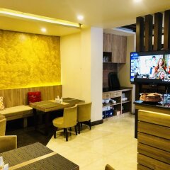 Отель The Milestone Hotel Непал, Катманду - отзывы, цены и фото номеров - забронировать отель The Milestone Hotel онлайн интерьер отеля