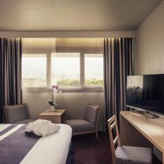 Отель Mercure Paris Porte de Versailles Expo комната для гостей