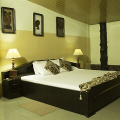 Luxe Suites Hotel сейф в номере