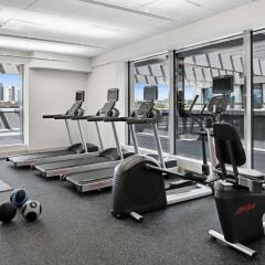 Отель Hilton Garden Inn Vilnius City Centre фитнесс-зал фото 2