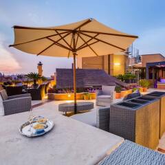 Отель B&B Navona Queen бассейн