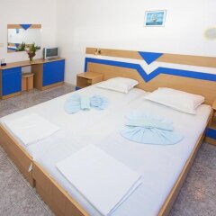 Отель Elvira Hotel Болгария, Равда - отзывы, цены и фото номеров - забронировать отель Elvira Hotel онлайн комната для гостей фото 4