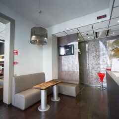 Hotel Aaron гостиничный бар