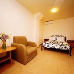Гостиница Lubomir Guest House в Витязево отзывы, цены и фото номеров - забронировать гостиницу Lubomir Guest House онлайн фото 2