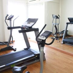 Hotel Elegance Adriano фитнесс-зал