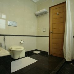jüSTa Panchsheel Park in New Delhi, India from 46$, photos, reviews - zenhotels.com bathroom