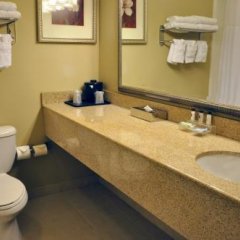 Country Inn & Suites by Radisson, Covington, LA in Mandeville, United States of America from 126$, photos, reviews - zenhotels.com bathroom