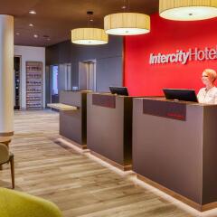 Отель IntercityHotel Nürnberg Германия, Нюрнберг - 2 отзыва об отеле, цены и фото номеров - забронировать отель IntercityHotel Nürnberg онлайн интерьер отеля