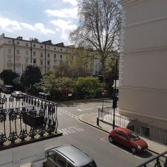 Отель The Royale Chulan Hyde Park балкон