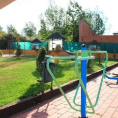 Отель Complejos J-Enrimary спортивное сооружение