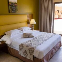 Отель Beach Resort by Bin Majid Hotels & Resorts комната для гостей фото 5