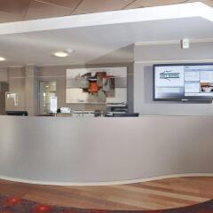 Brit Hotel Rennes St Grégoire - Le Villeneuve интерьер отеля
