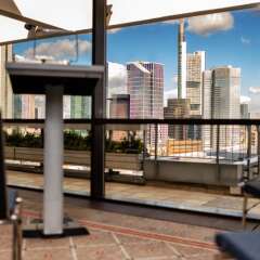 Отель InterContinental Frankfurt фитнесс-зал фото 3