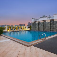 Отель Holiday Inn Guangzhou Shifu бассейн фото 3