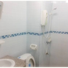 Отель Ban Punmanus Guesthouse Таиланд, Краби - отзывы, цены и фото номеров - забронировать отель Ban Punmanus Guesthouse онлайн ванная фото 2