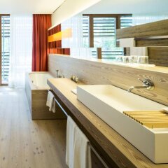 Отель Vigilius Mountain Resort Лана ванная