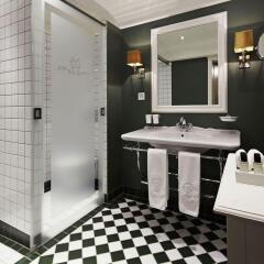 Romantik Hotel Europe ванная