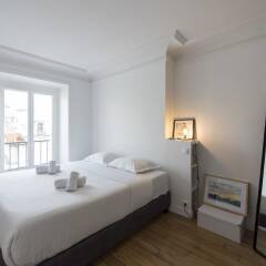 Отель Contemporary near Arc de Triomphe комната для гостей