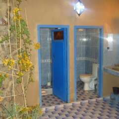 Отель Riad Tagmadart Ferme D'hôte Марокко, Загора - отзывы, цены и фото номеров - забронировать отель Riad Tagmadart Ferme D'hôte онлайн ванная