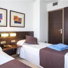 Aqua Hotel Montagut Suites комната для гостей фото 3