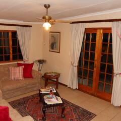Отель The Colonial on Arundel комната для гостей фото 2