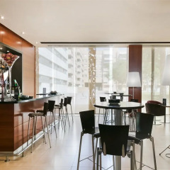 Hotel Front Maritim гостиничный бар