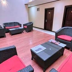 Отель Yoho Colombo City фитнесс-зал фото 3