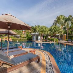 Отель Wora Bura Hua Hin Resort and Spa бассейн фото 2
